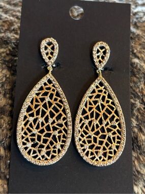 Sterling Silver Teardrop Filigree Dangle Earrings - Silver